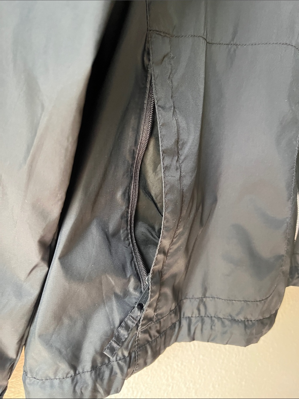 Columbia Sportswear Black Hooded Windbreaker Jacket Coat Women's Large - Picture 4 of 7